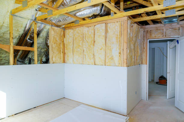 Best Insulation Installation Services in Gulf Hills, MS